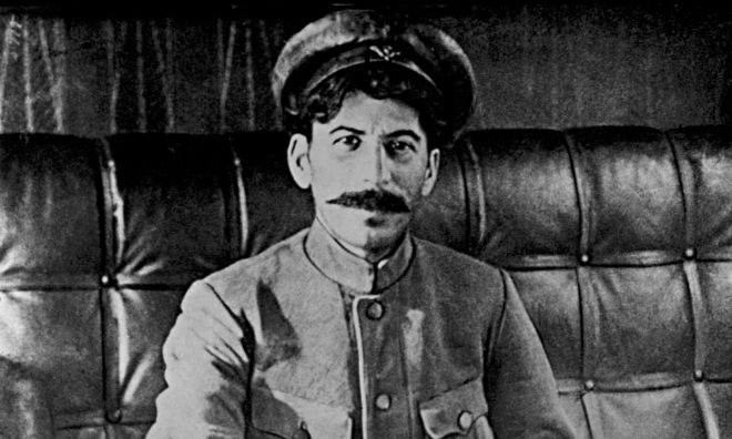 Чем занимался Сталин до Октябрьской революции?