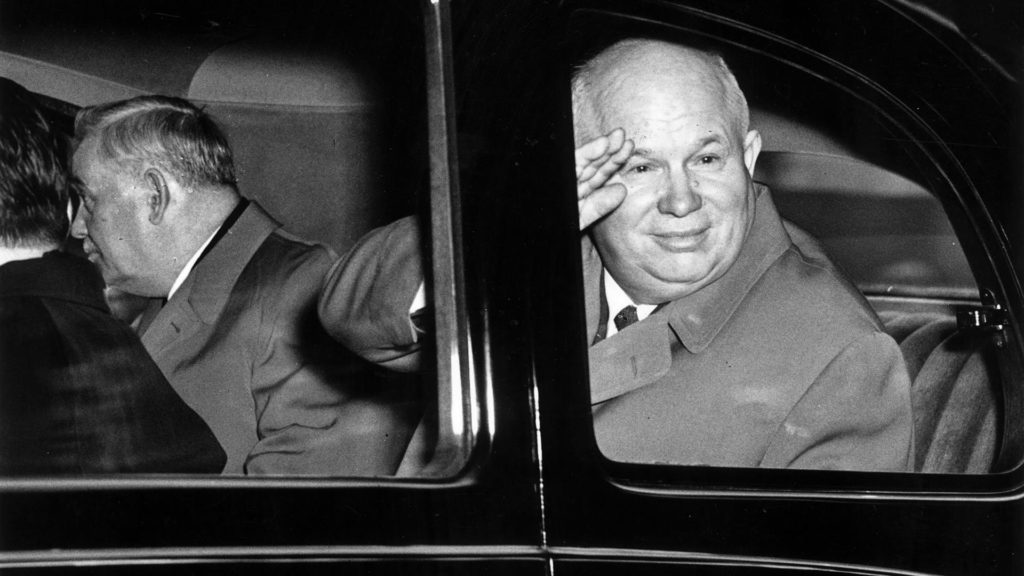 Чем занялся Хрущев после отставки?