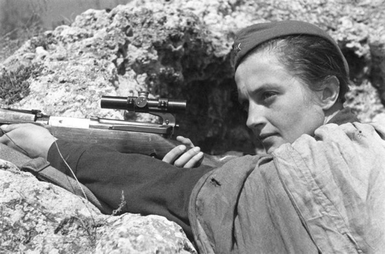 История Людмилы Павлюченко – одного из лучших снайперов СССР