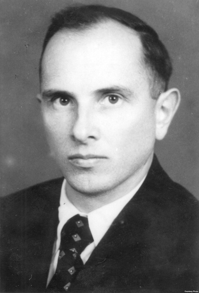 Степан Бандера — предводитель украинских войск УПА